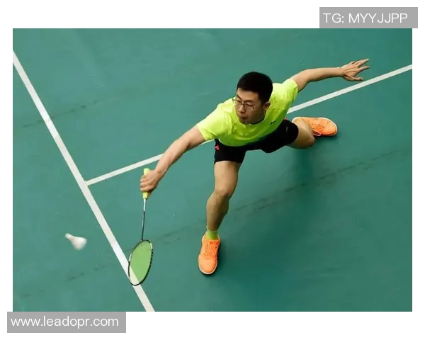 克鲁塞罗与竞技的精彩对决比分揭晓，赛季走势分析与精彩瞬间回顾